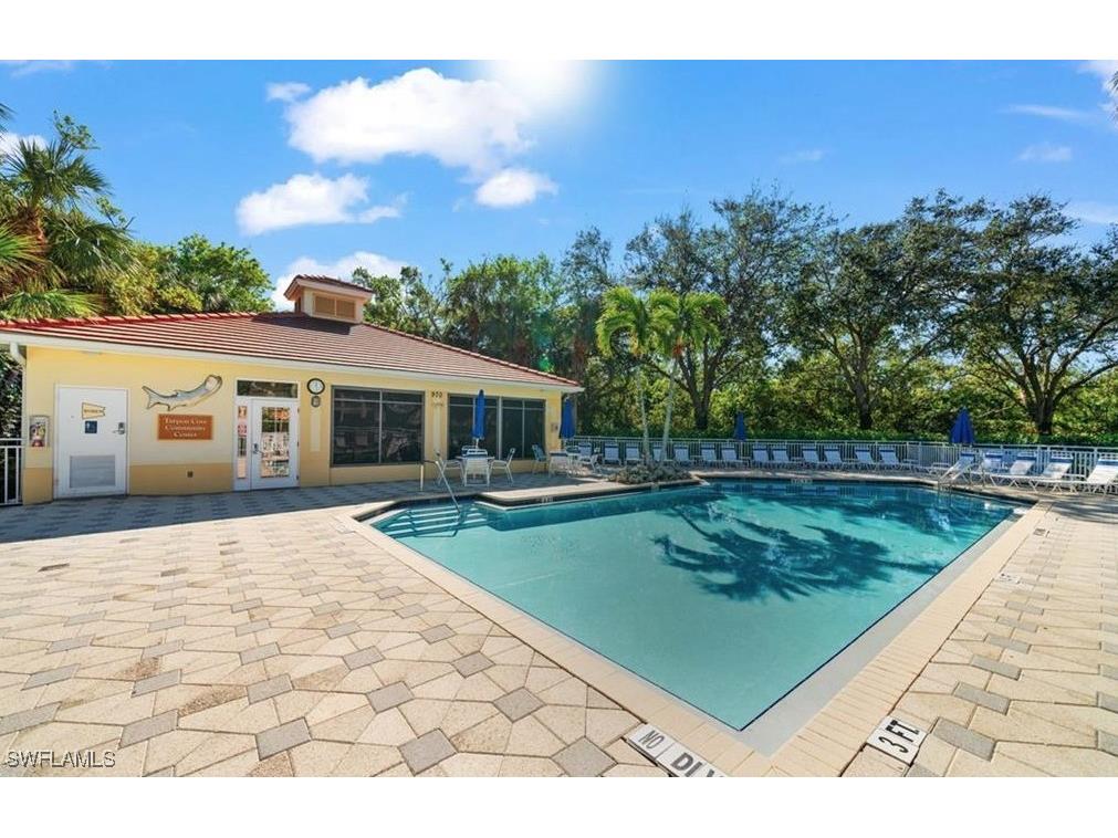 817 Carrick Bend Circle #101 Naples FL 34110 225051469 image50