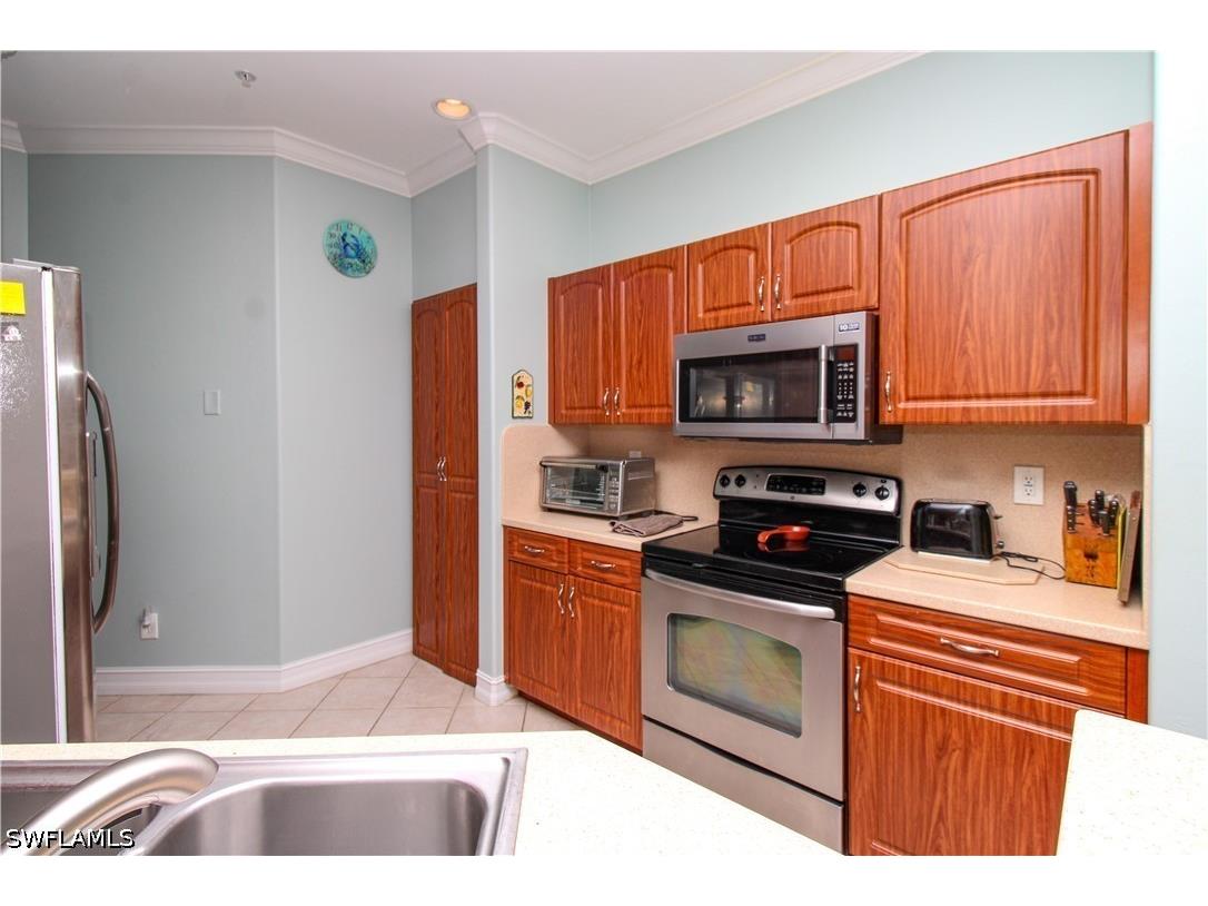 817 Carrick Bend Circle #101 Naples FL 34110 226017637 image31