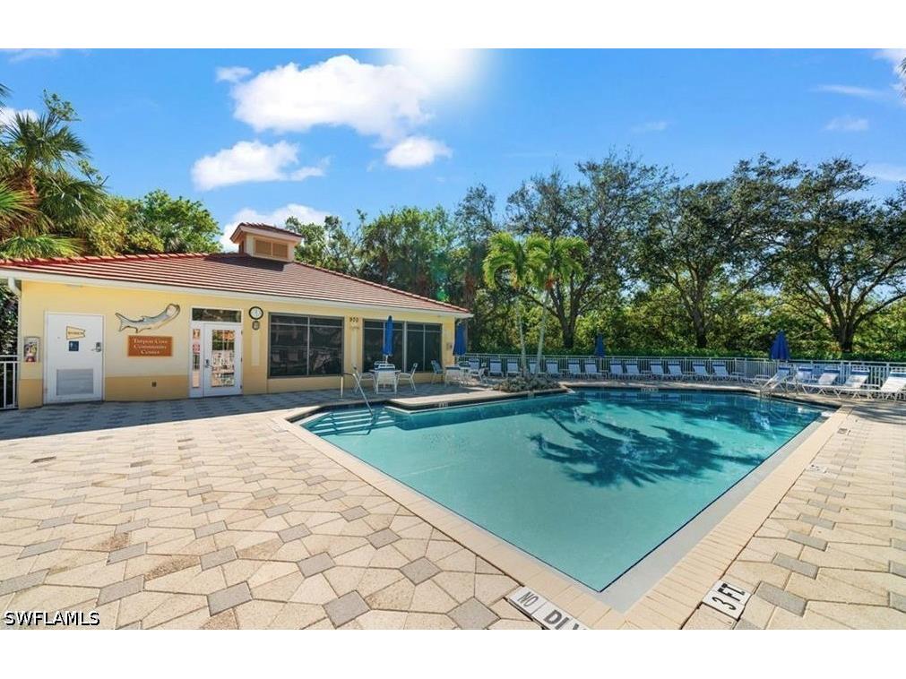 817 Carrick Bend Circle #101 Naples FL 34110 226017637 image50