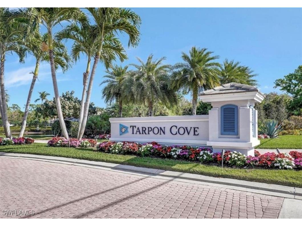 817 Carrick Bend Circle #102 Naples FL 34110 225000449 image1
