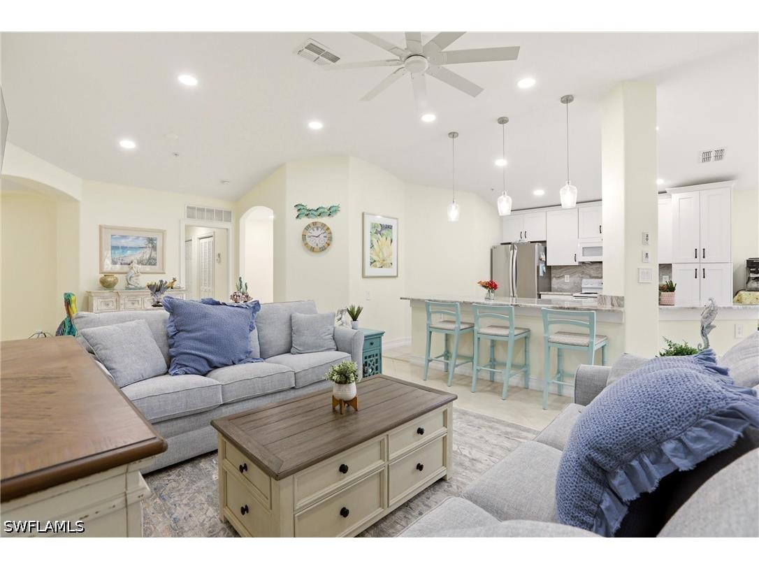 817 Carrick Bend Circle #201 Naples FL 34110 226014526 image5