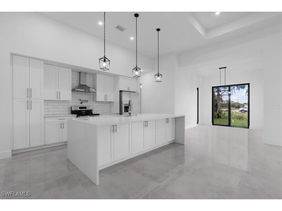 817 Jacaranda Parkway E Cape Coral FL 33909 224056004 image10