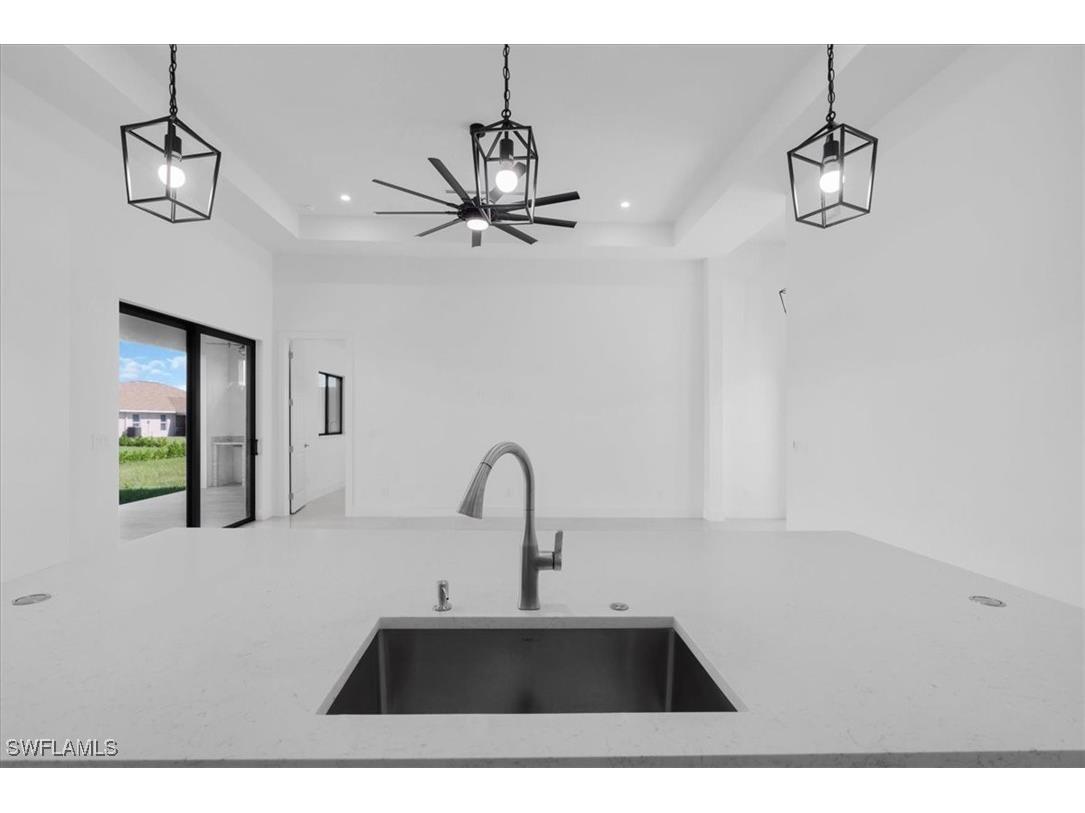 817 Jacaranda Parkway E Cape Coral FL 33909 224056004 image11