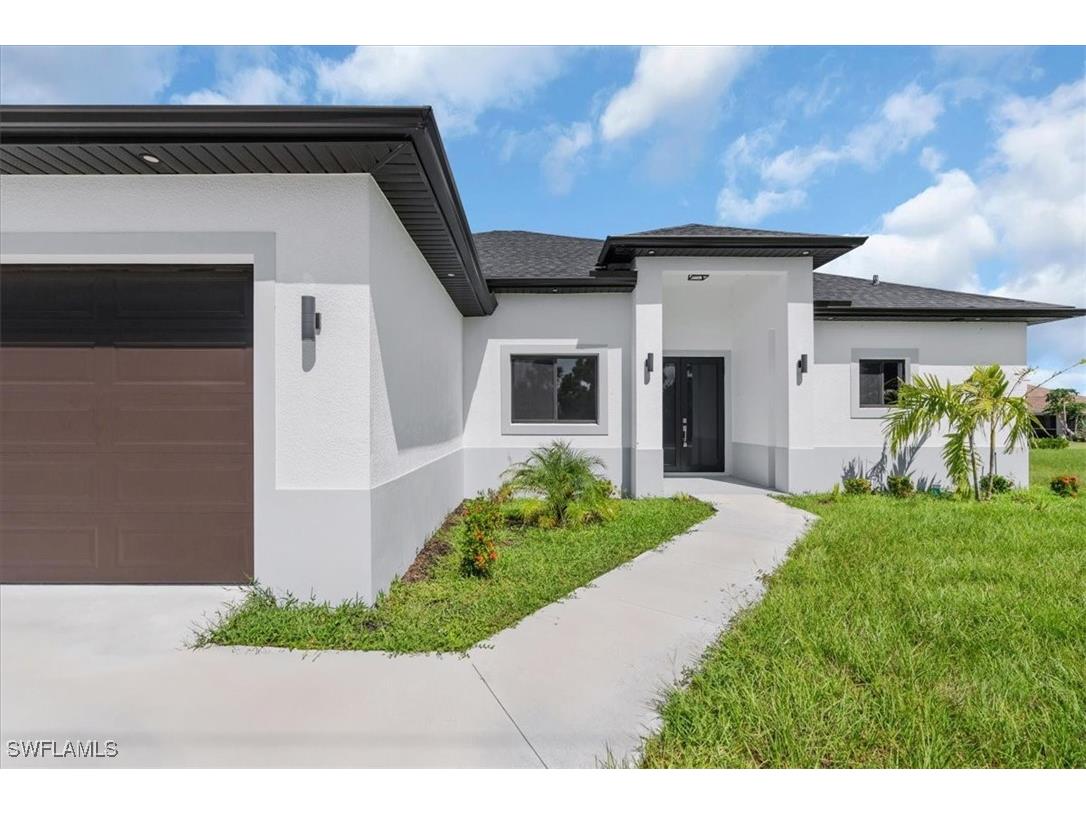 817 Jacaranda Parkway E Cape Coral FL 33909 224056004 image4