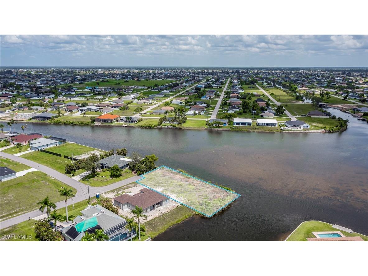 817 NE 5th Avenue Cape Coral FL 33909 222081775 image1
