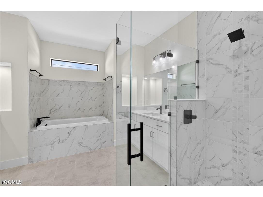 817 NW 38th Place Cape Coral FL 33993 2026023784 image21