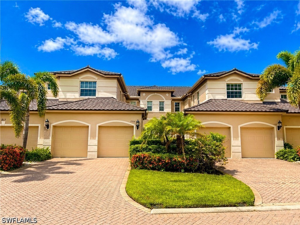 817 Regency Reserve Circle #3901 Naples FL 34119 226021623 image1