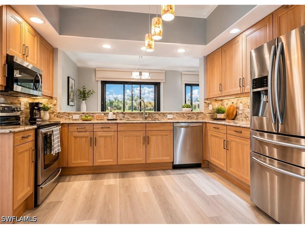 817 Regency Reserve Circle #3901 Naples FL 34119 226021623 image3