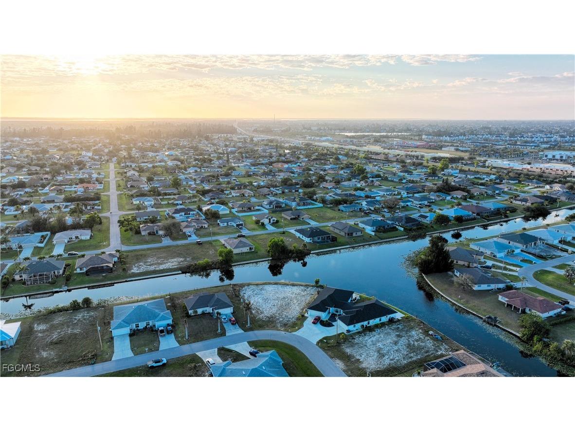 817 SW 8th Street Cape Coral FL 33991 2025024188 image3