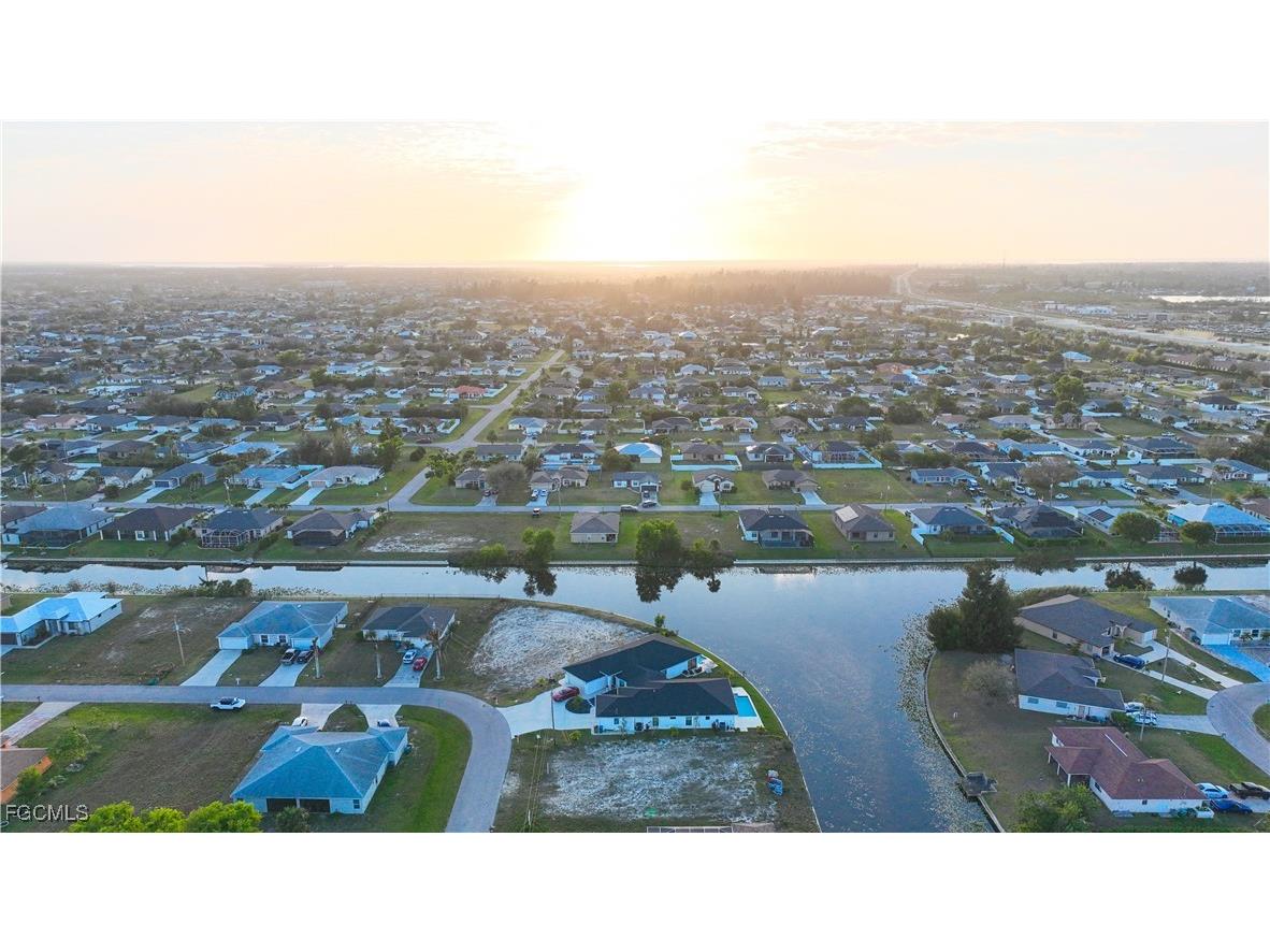 817 SW 8th Street Cape Coral FL 33991 2025024188 image4