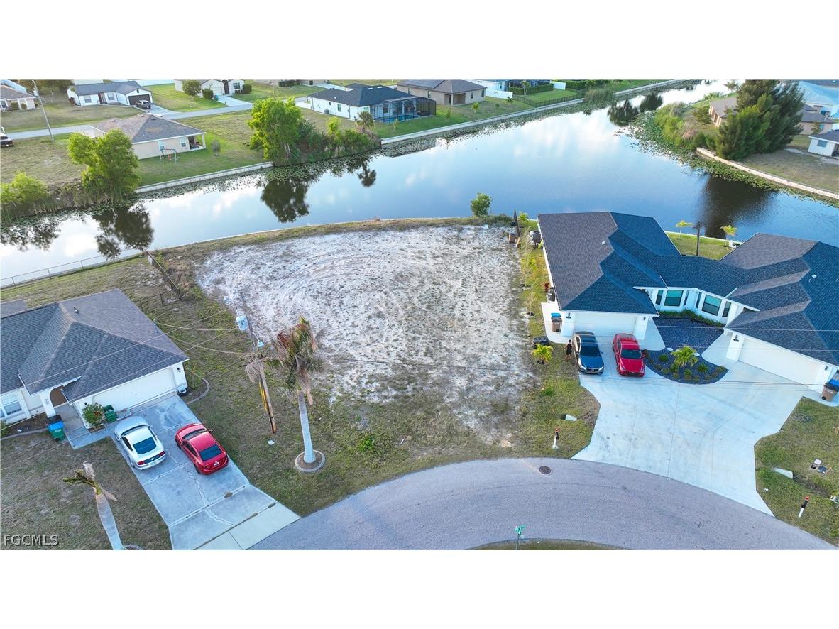 817 SW 8th Street Cape Coral FL 33991 2026008790 image1
