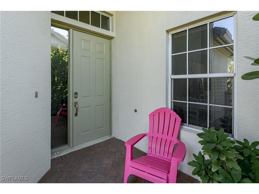 817 Vistana Circle Naples FL 34119 225079947 image4