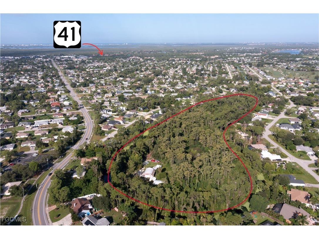 8177 8181 & 8089 Cypress Drive S Fort Myers FL 33967 2025007595 image1