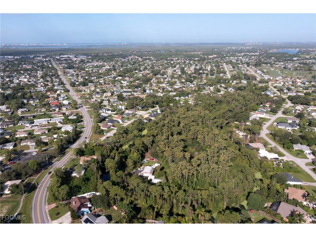 8177 8181 & 8089 Cypress Drive S Fort Myers FL 33967 2025007595 image12