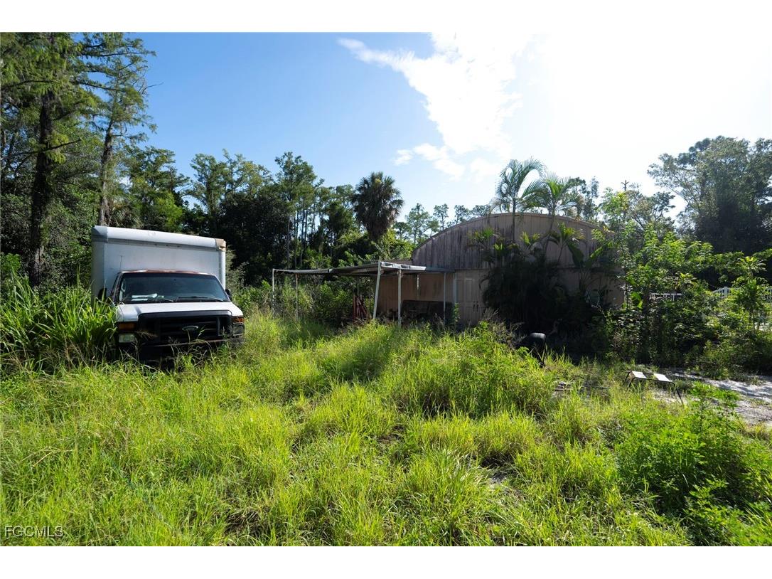 8177 8181 & 8089 Cypress Drive S Fort Myers FL 33967 2025007595 image17