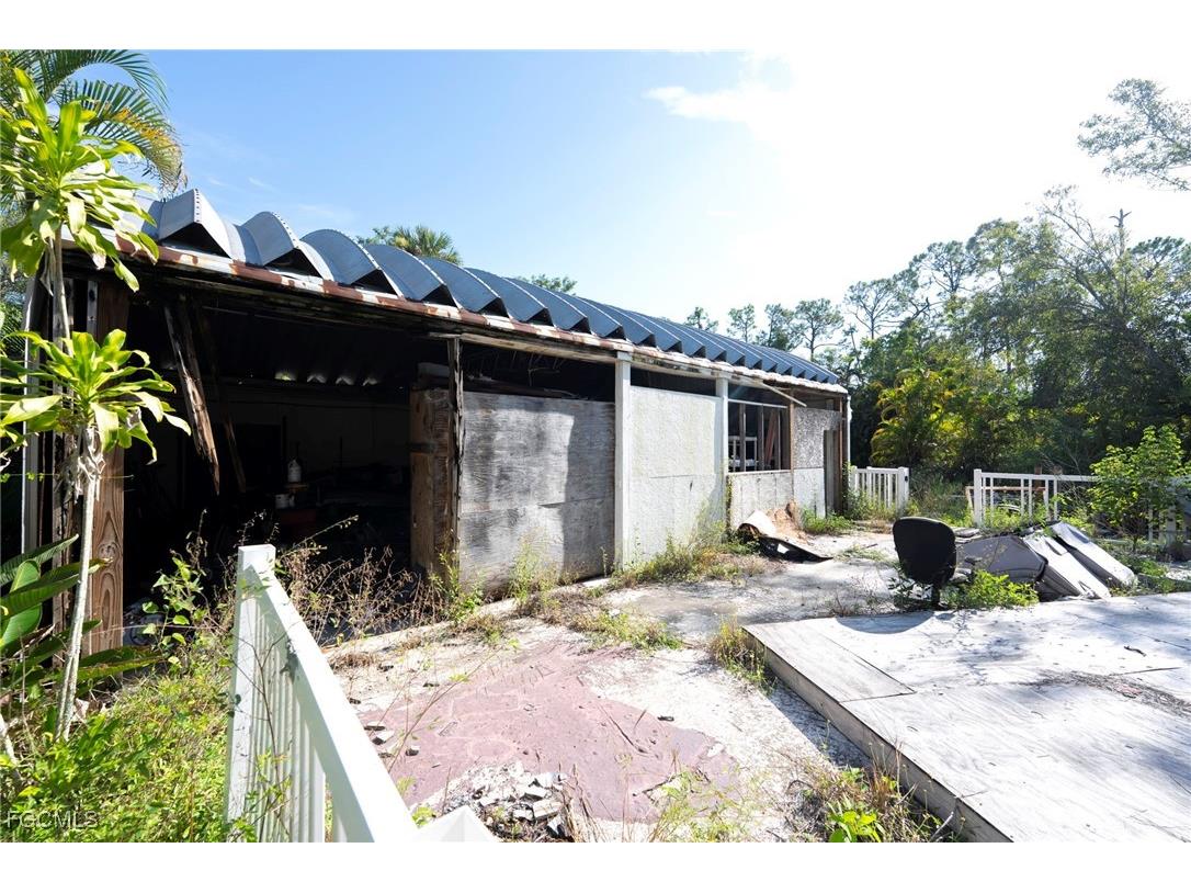8177 8181 & 8089 Cypress Drive S Fort Myers FL 33967 2025007595 image19