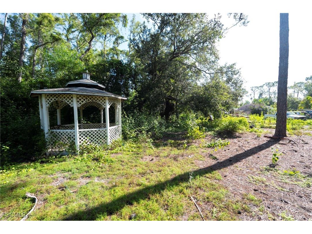 8177 8181 & 8089 Cypress Drive S Fort Myers FL 33967 2025007595 image6