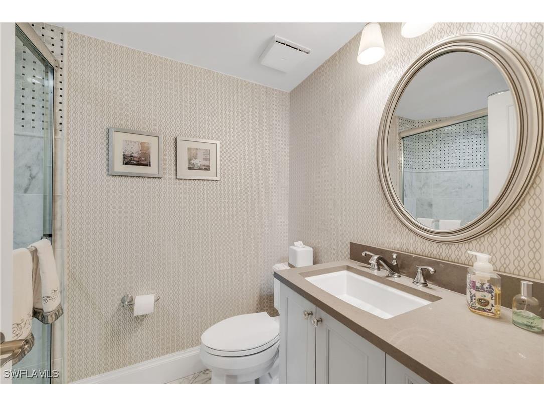 8171 Bay Colony Drive #403 Naples FL 34108 226003489 image16