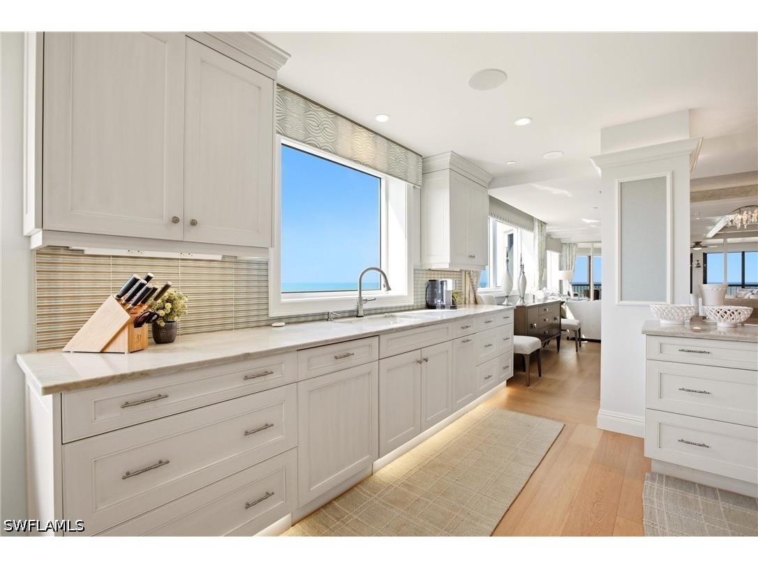 8171 Bay Colony Drive #801 Naples FL 34108 226019652 image16