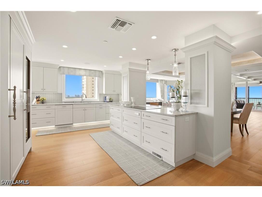 8171 Bay Colony Drive #801 Naples FL 34108 226019652 image3