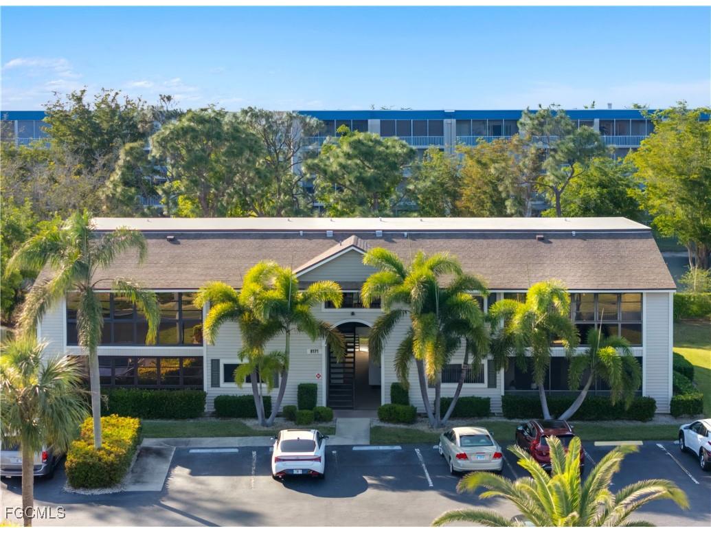 8171 S Woods Circle #8 Fort Myers FL 33919 2025009497 image1