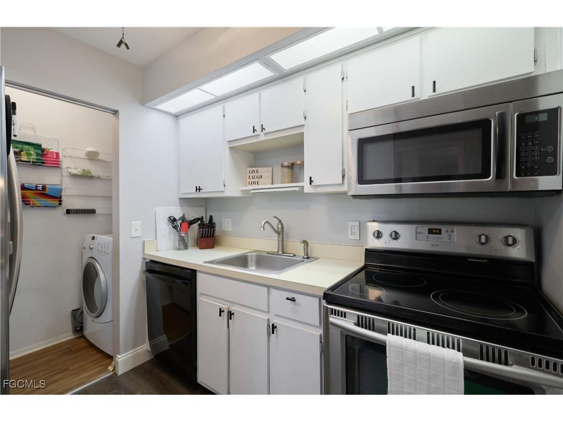 8171 S Woods Circle #8 Fort Myers FL 33919 2025009497 image19