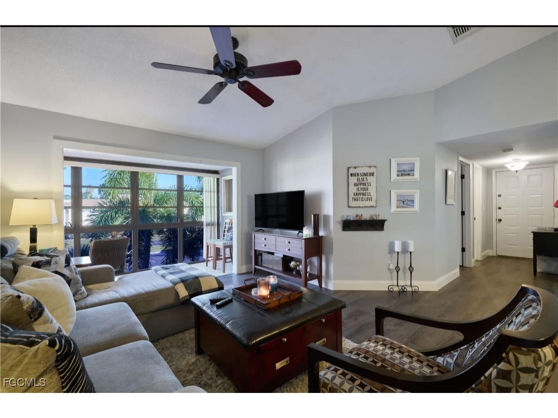 8171 S Woods Circle #8 Fort Myers FL 33919 2025009497 image8