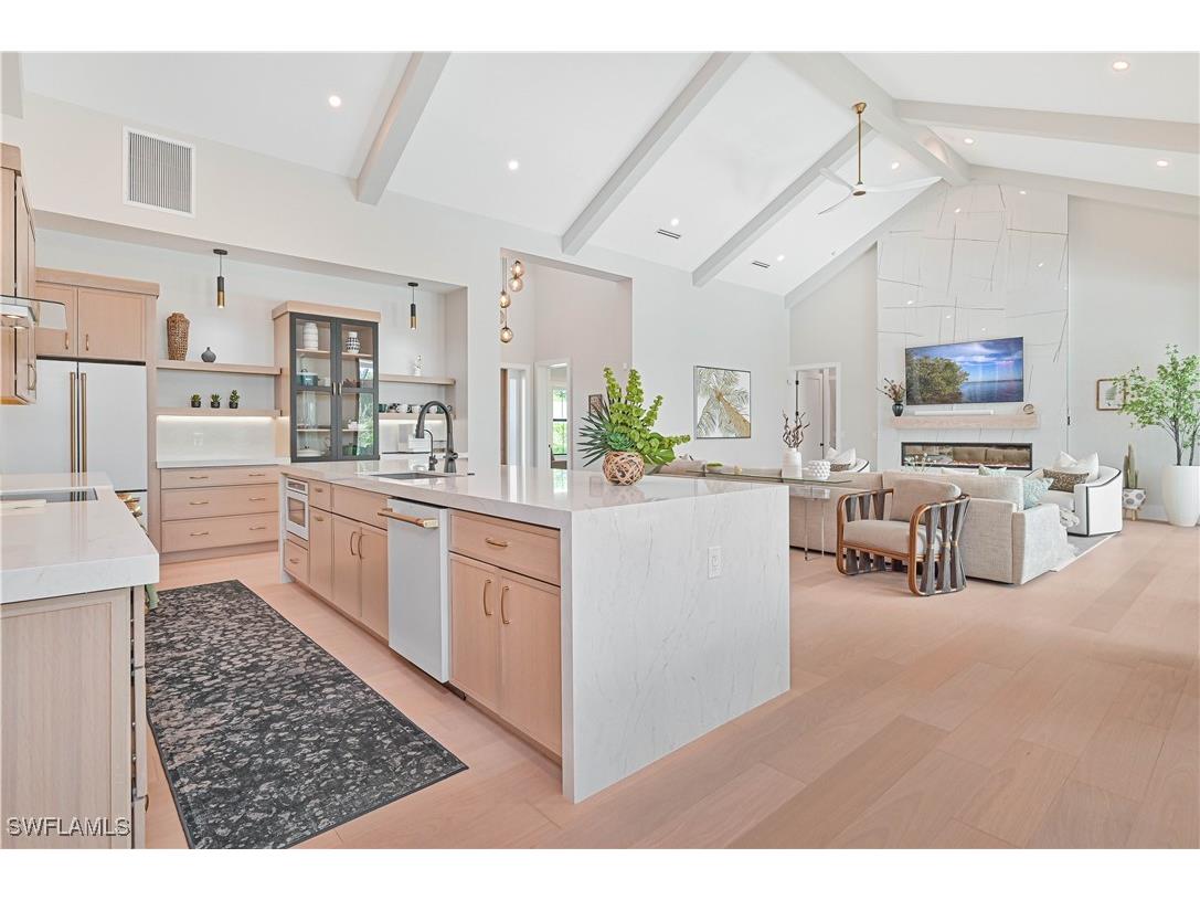 818 93rd Avenue N Naples FL 34108 225070996 image17