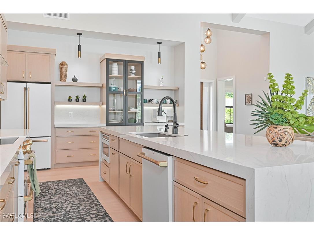 818 93rd Avenue N Naples FL 34108 225070996 image18