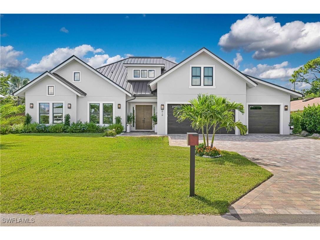 818 93rd Avenue N Naples FL 34108 225070996 image2