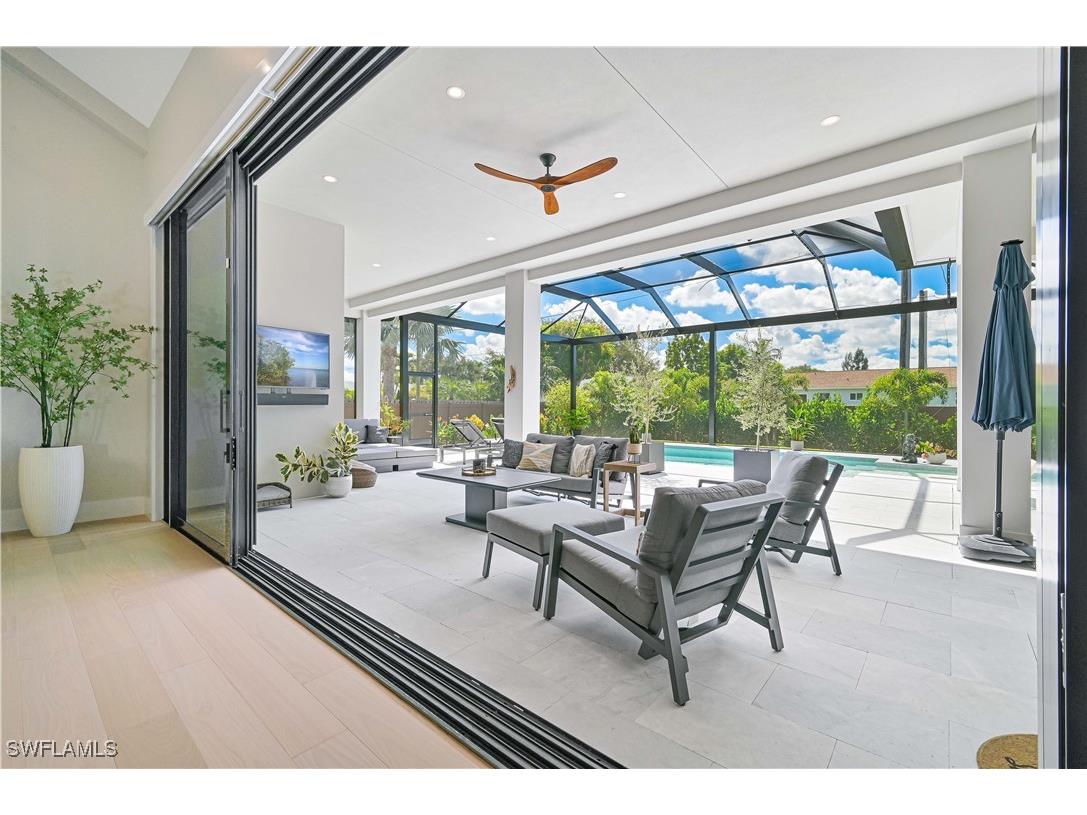 818 93rd Avenue N Naples FL 34108 225070996 image40