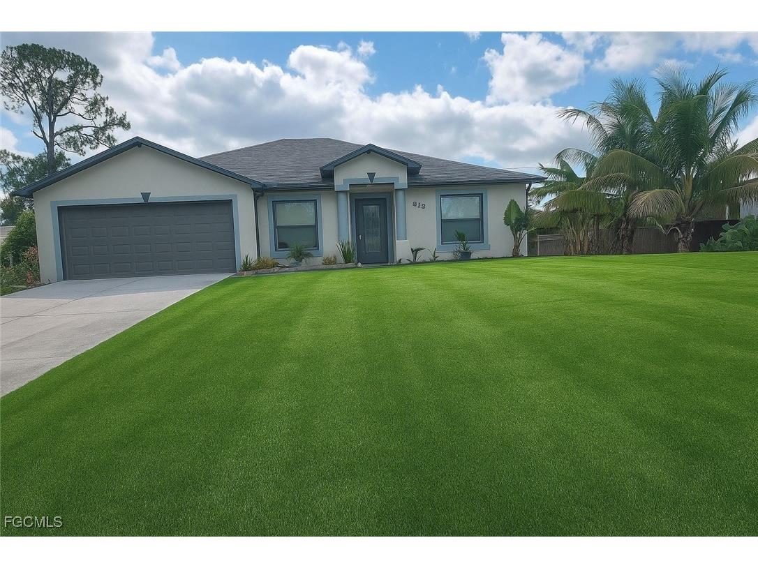 818 Albert Avenue Lehigh Acres FL 33971 2025019874 image1