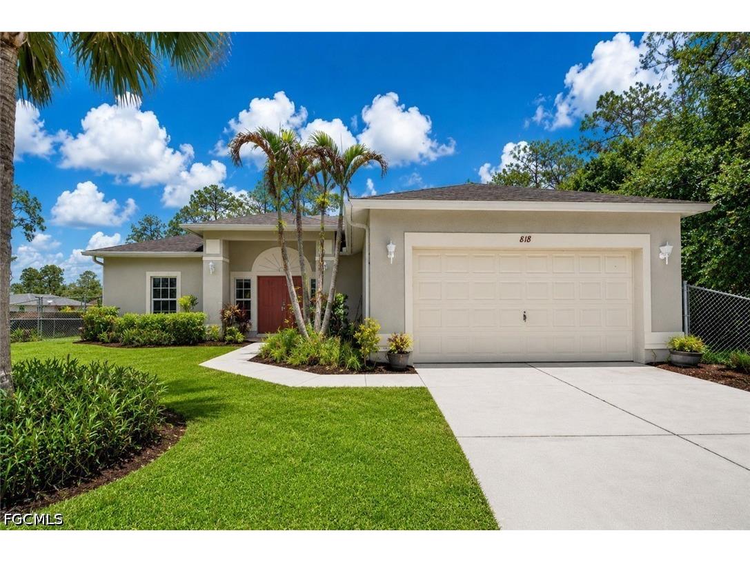 818 Desoto Avenue S Lehigh Acres FL 33972 2026027016 image1