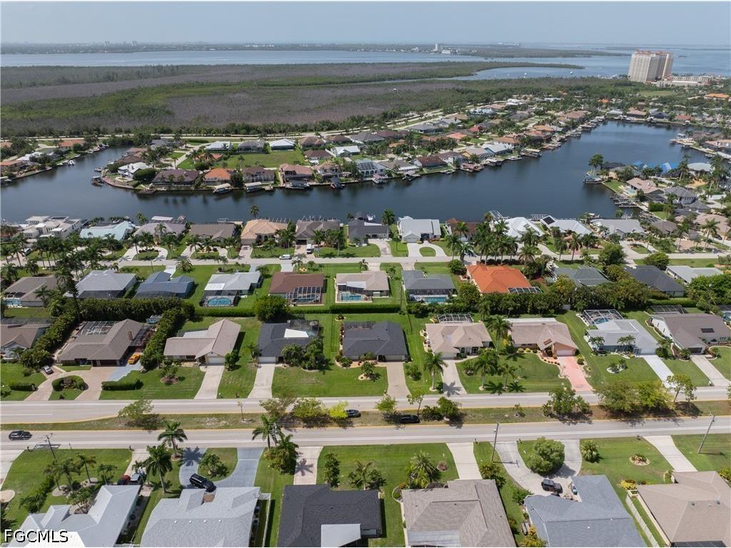818 El Dorado Parkway W Cape Coral FL 33914 2026029887 image43