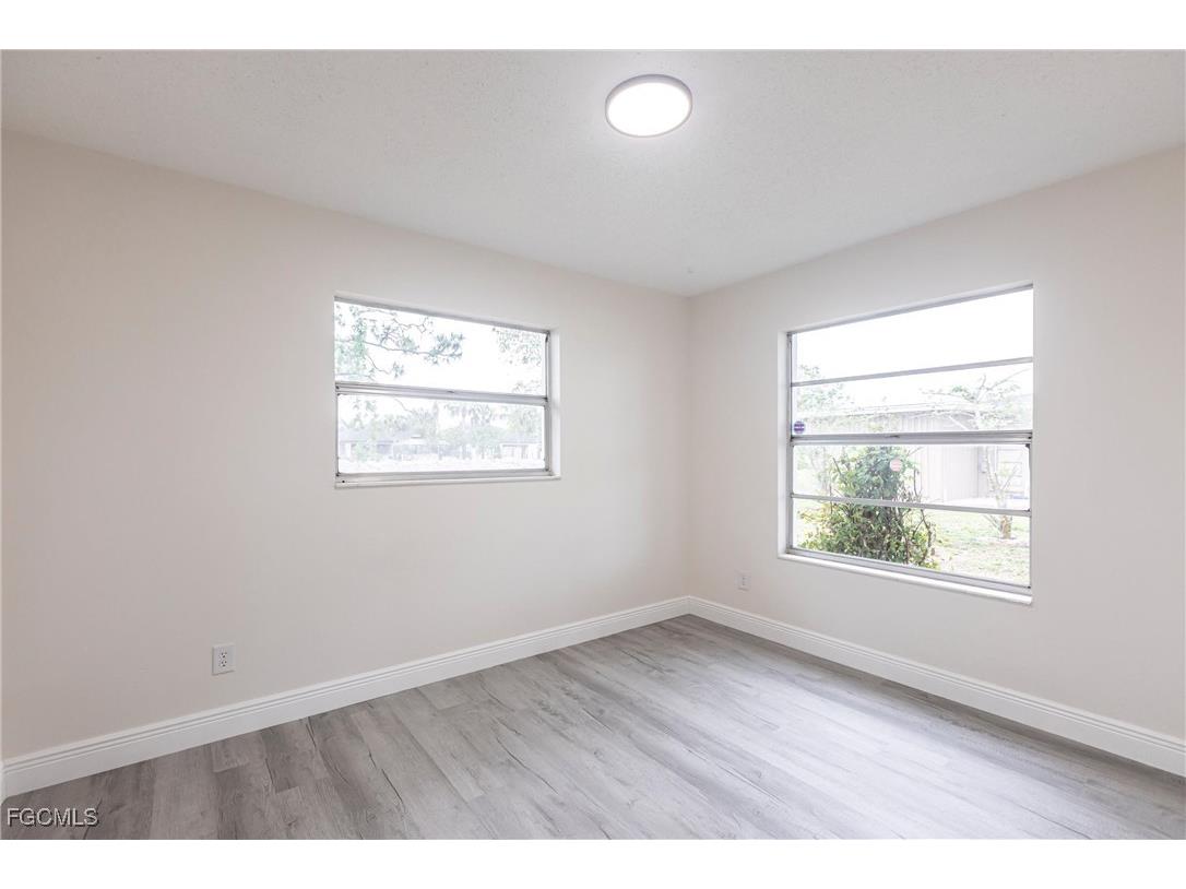 818 Gardenside Court Lehigh Acres FL 33936 2025000665 image15