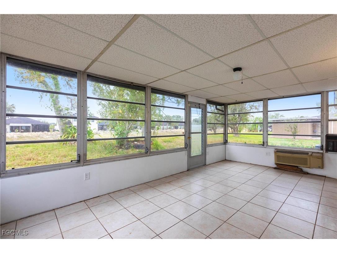 818 Gardenside Court Lehigh Acres FL 33936 2025000665 image24