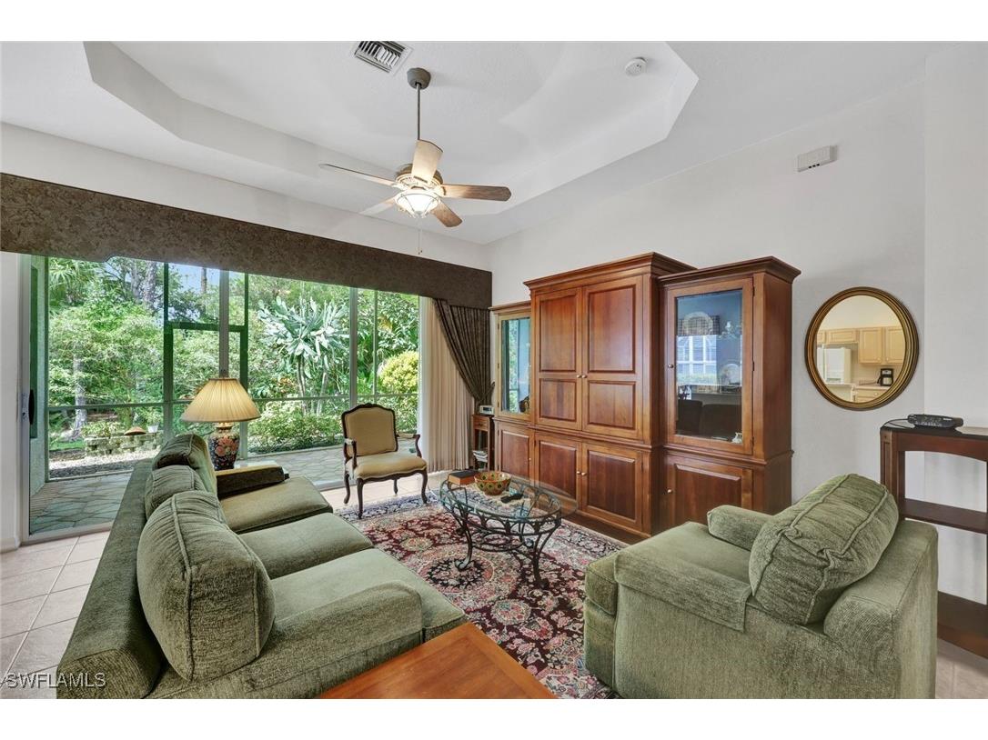 818 Grafton Court #5 Naples FL 34104 225067745 image1