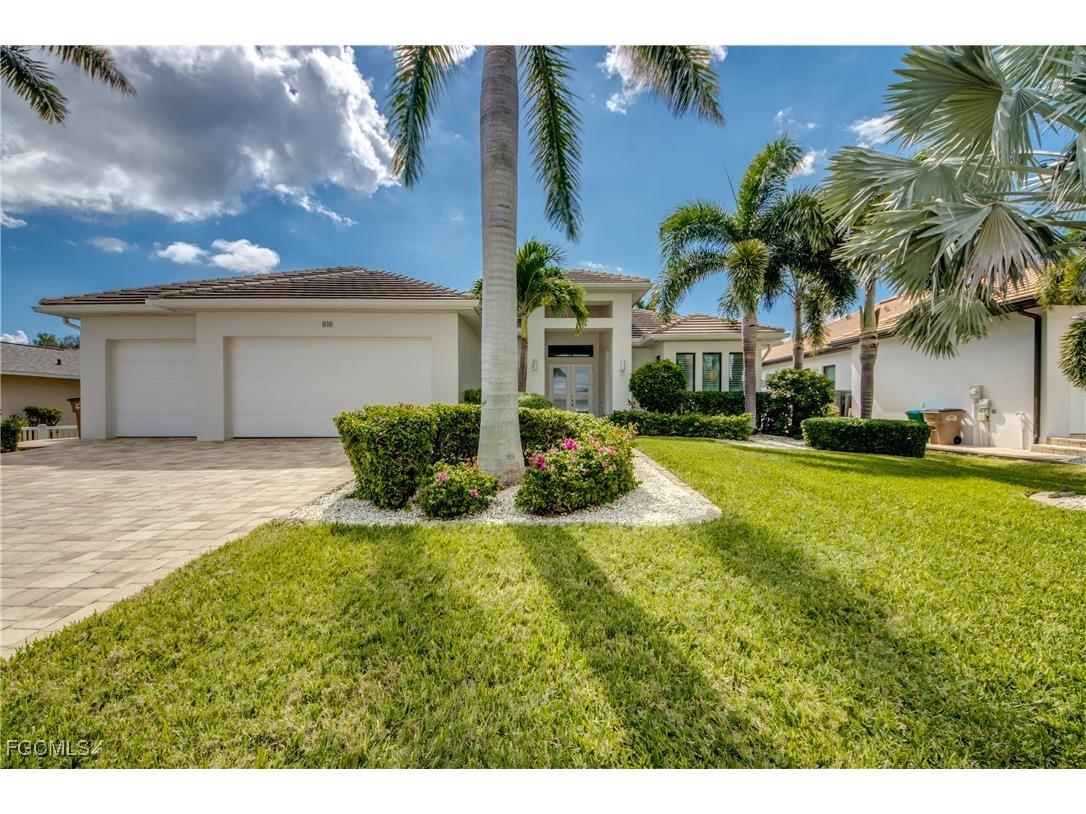 818 Montclaire Court Cape Coral FL 33904 2025022613 image1