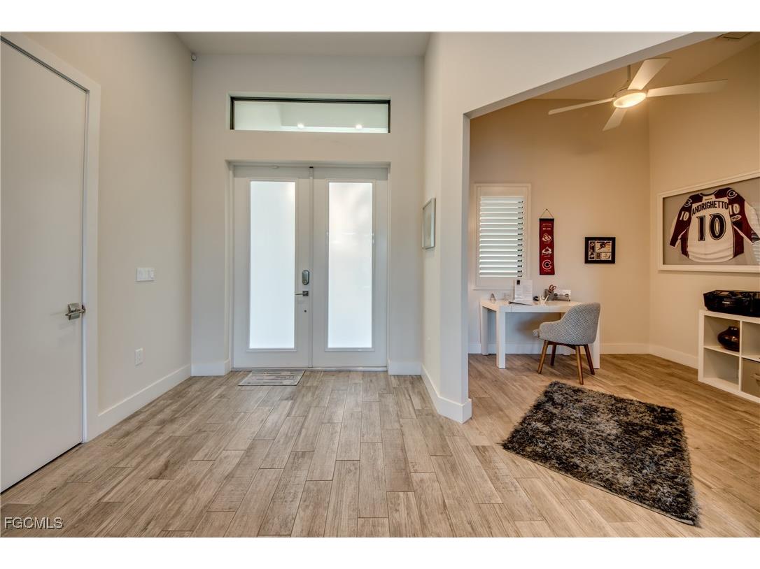 818 Montclaire Court Cape Coral FL 33904 2025022613 image3