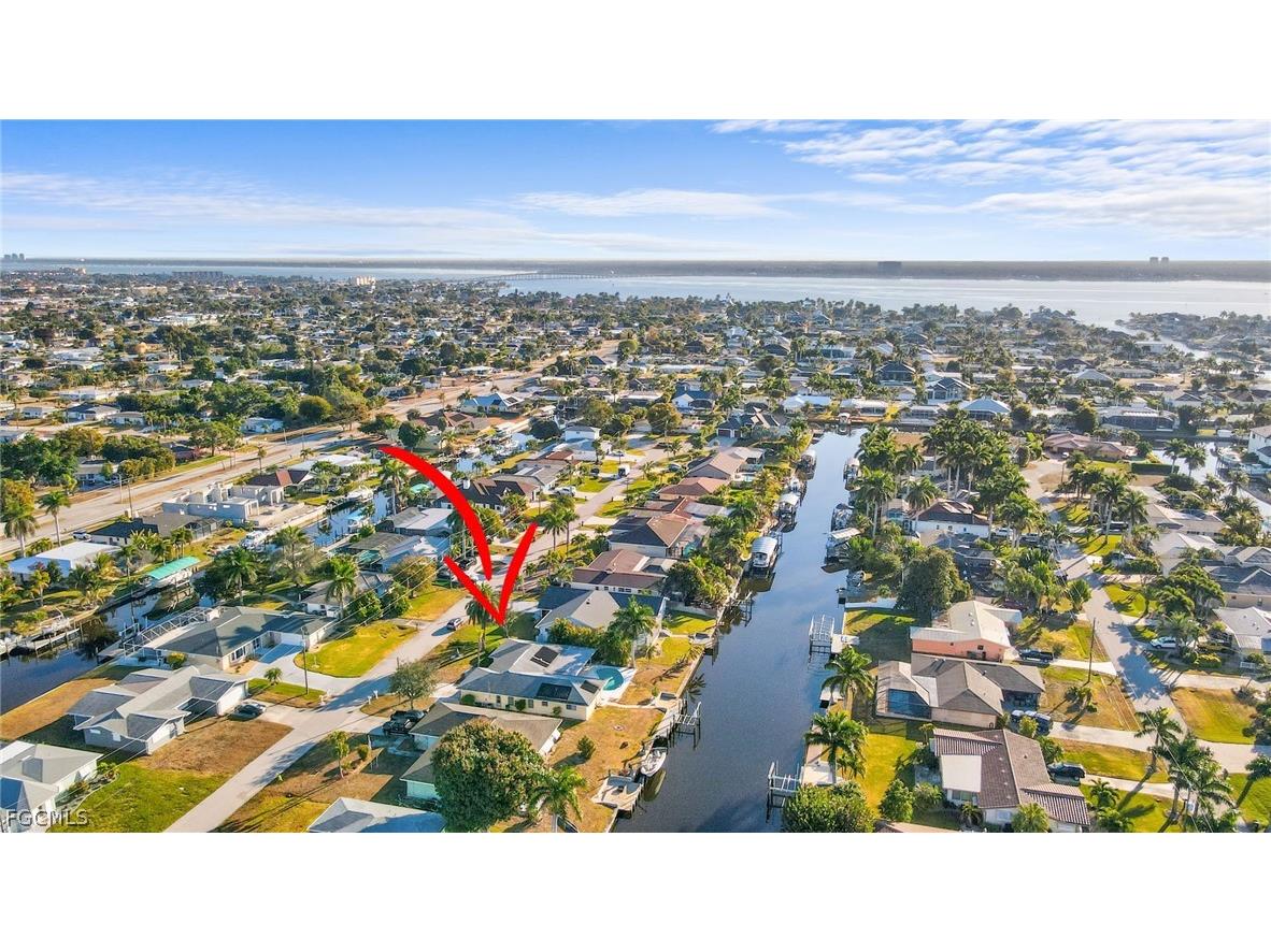 818 Monticello Court Cape Coral FL 33904 2026005806 image1