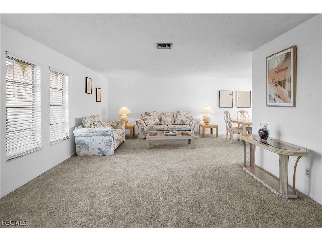 818 Monticello Court Cape Coral FL 33904 2026005806 image13