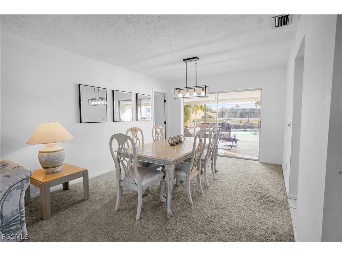 818 Monticello Court Cape Coral FL 33904 2026005806 image16