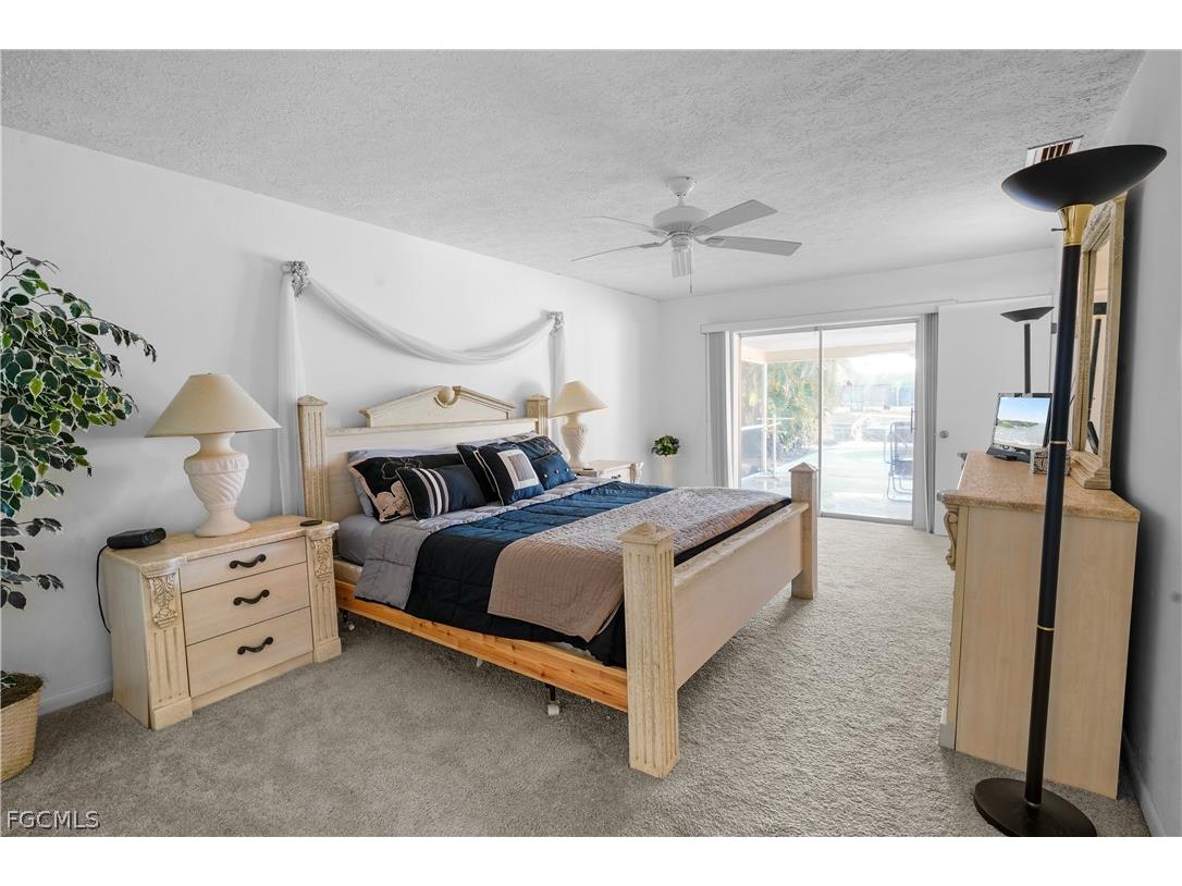 818 Monticello Court Cape Coral FL 33904 2026005806 image27