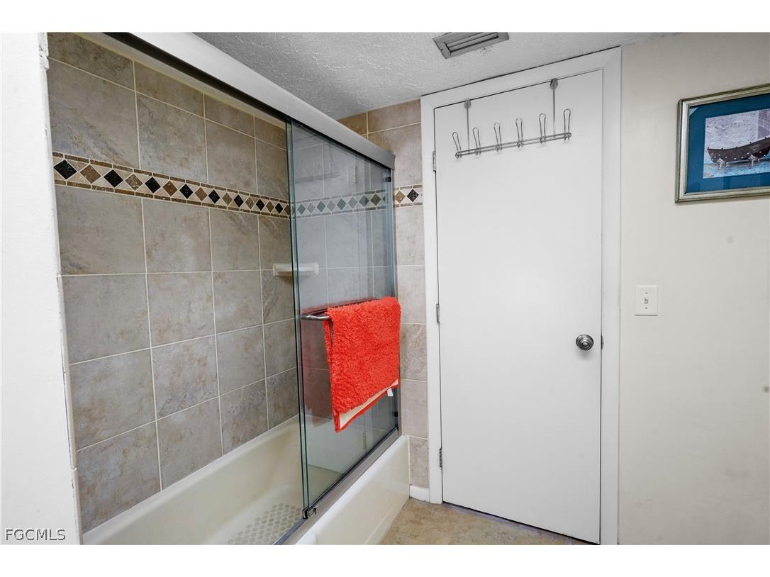 818 Monticello Court Cape Coral FL 33904 2026005806 image36