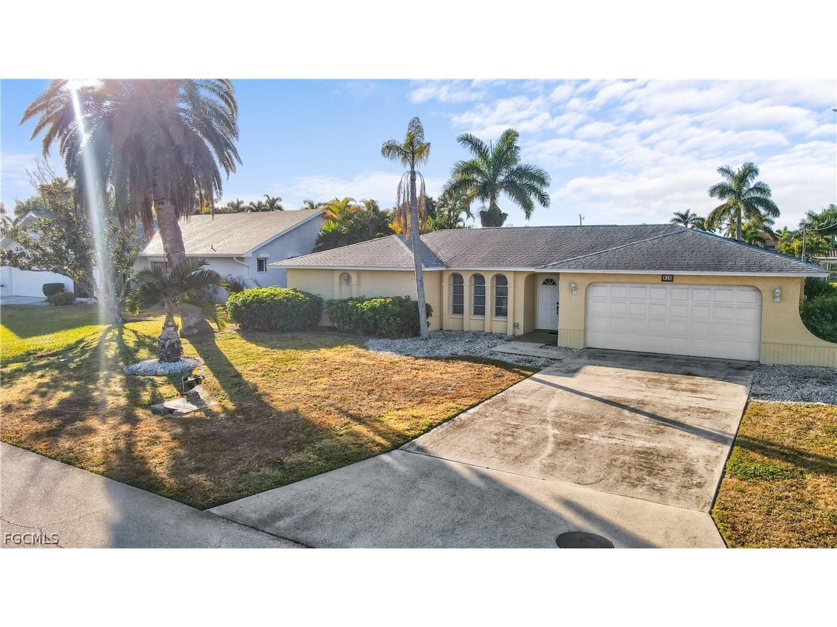 818 Monticello Court Cape Coral FL 33904 2026005806 image41