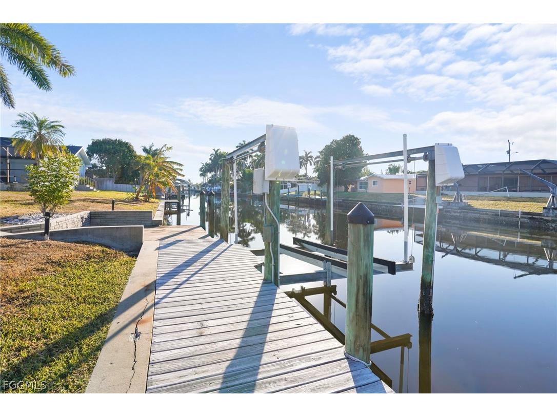 818 Monticello Court Cape Coral FL 33904 2026005806 image47