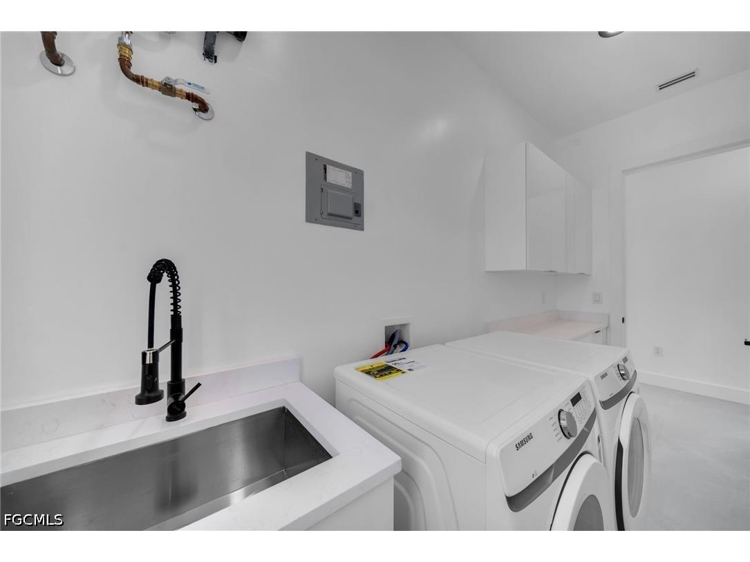818 NE 10th Street Cape Coral FL 33909 2026020404 image20