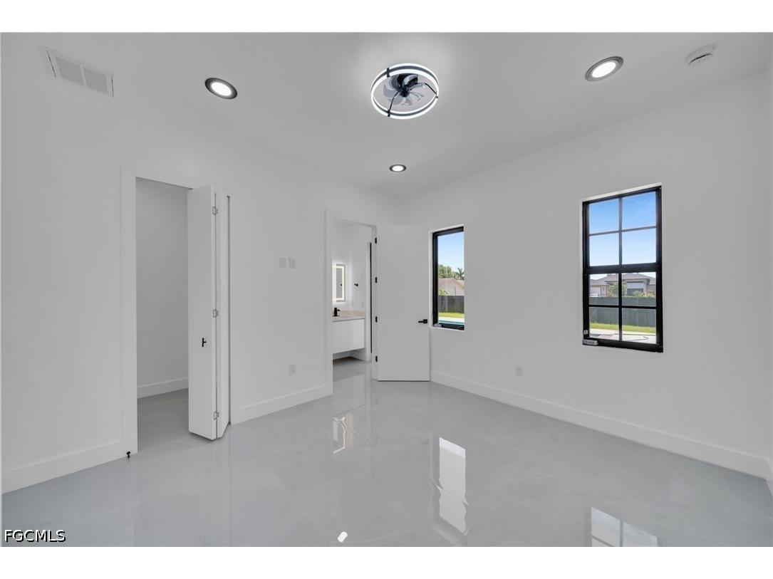 818 NE 10th Street Cape Coral FL 33909 2026020404 image25