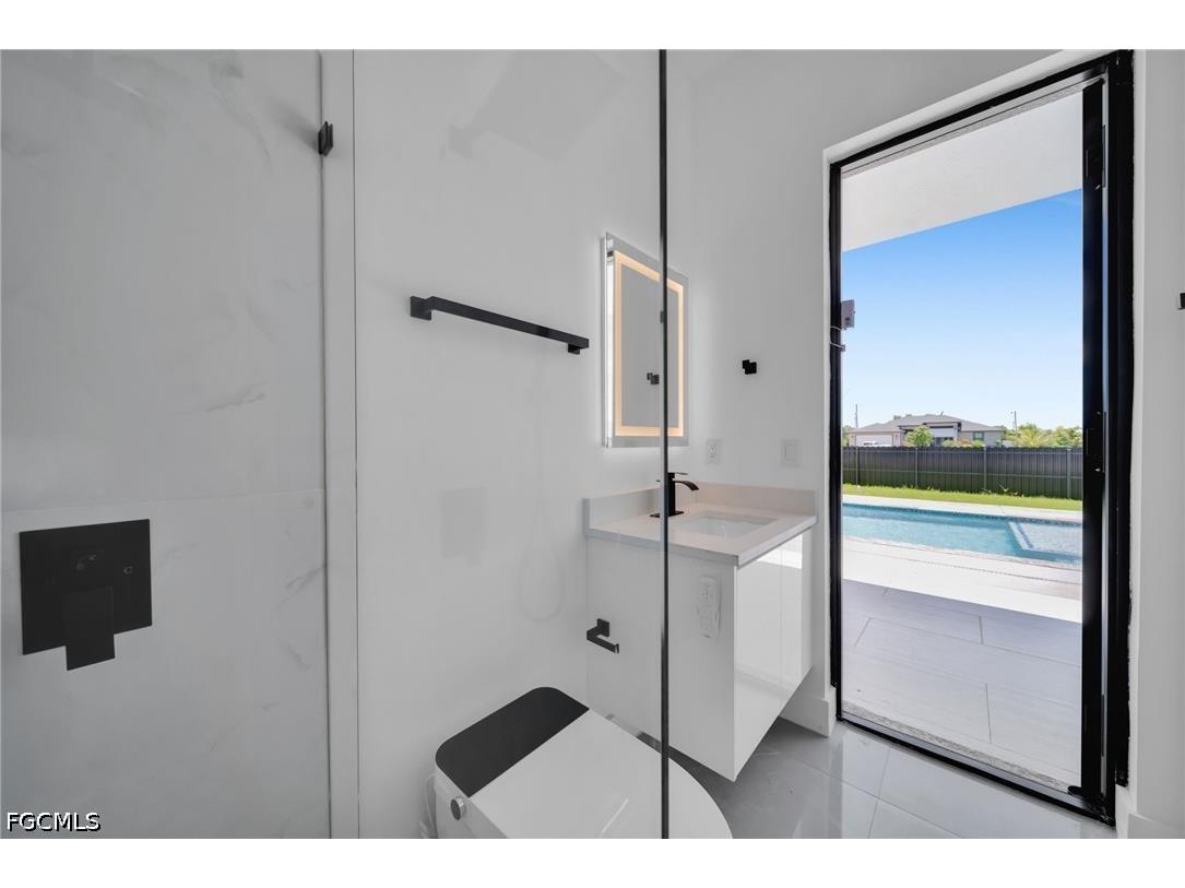 818 NE 10th Street Cape Coral FL 33909 2026020404 image28