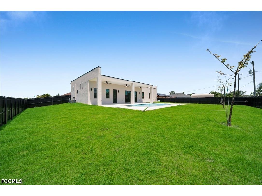 818 NE 10th Street Cape Coral FL 33909 2026020404 image39